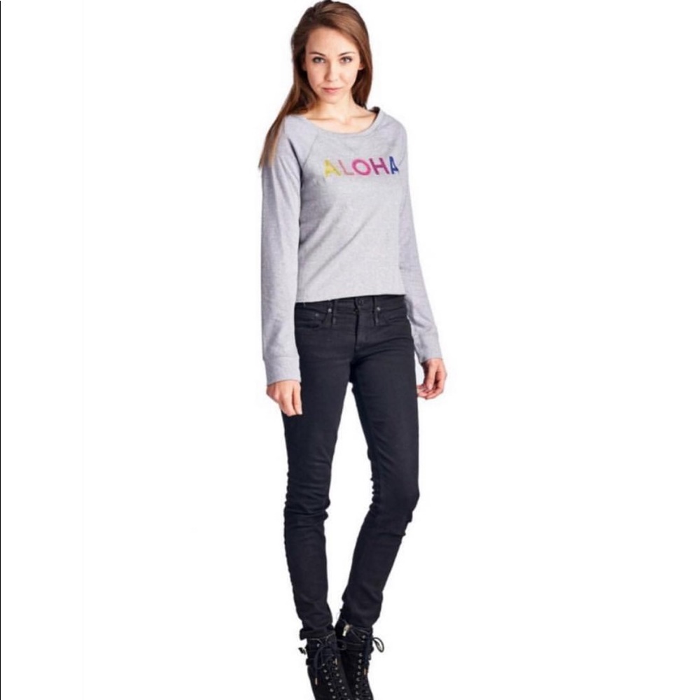 Long Sleeve Aloha Screened Top